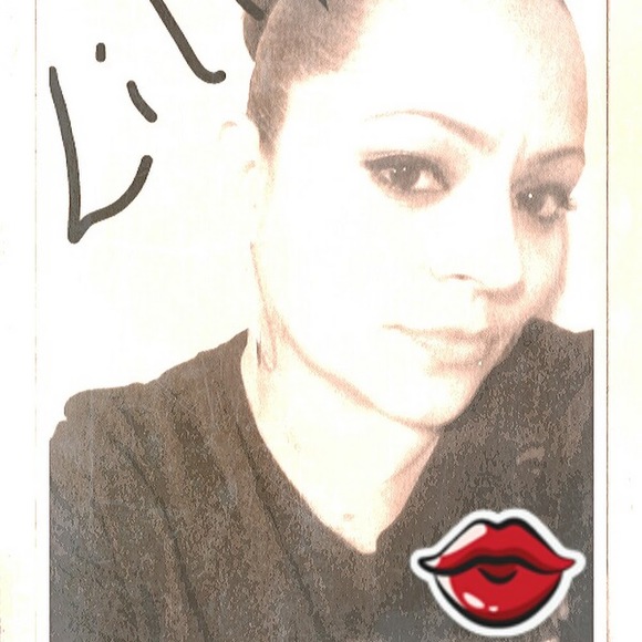 Meet your Posher, Lilliam - Picture 1 of 1